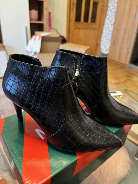 Botine Rita Ora 36