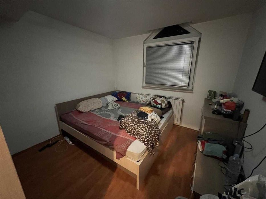 Дава се под наем Двустаен апартамент в Бургас, Лазур - 57 кв.м за 219.3 € - Снимка #1