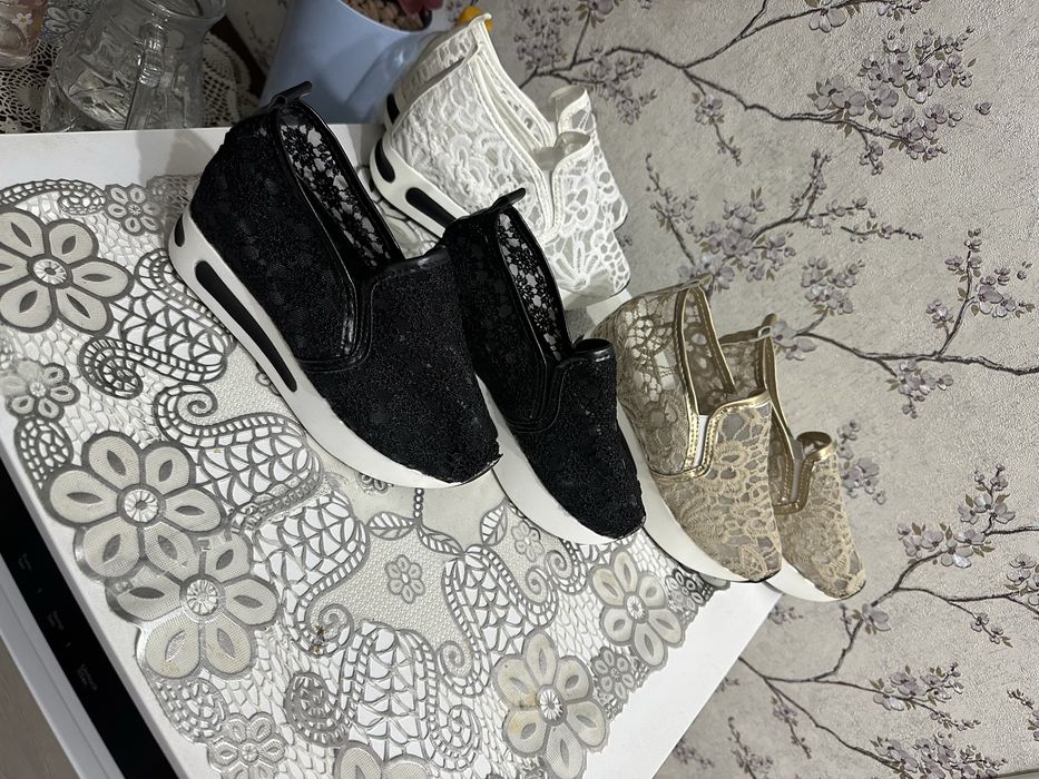 Продам обувь новая