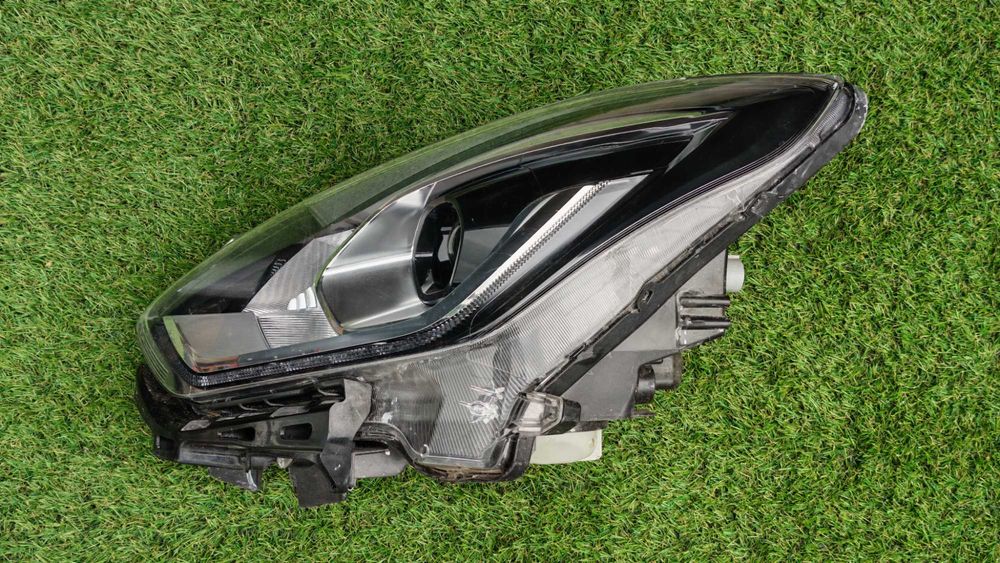 Фар за Suzuki Swift Full LED / Сузуки Суйфт