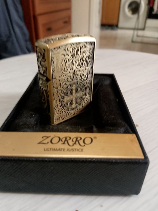 Продам зажигалку Zorro