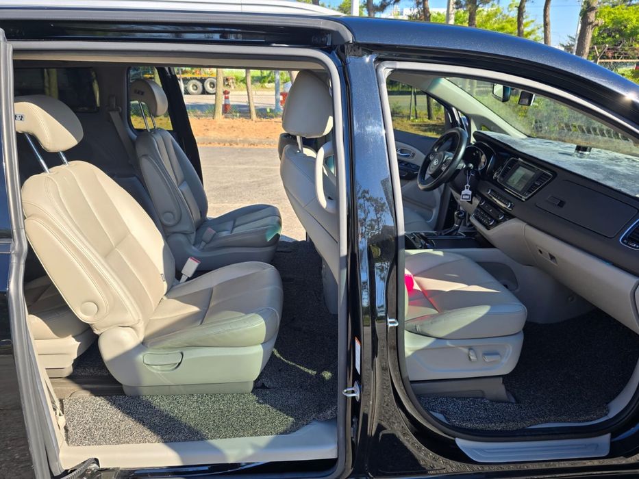 Kia Carnival 2015