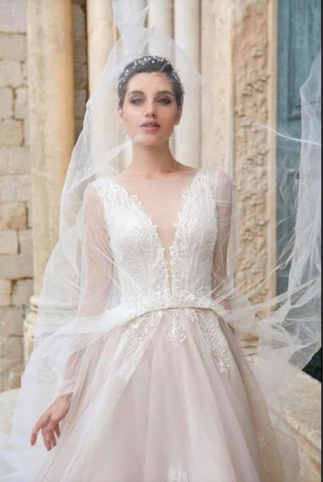 Роскошное свадебное платье