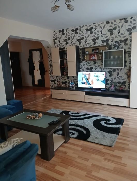 Apartament de inchiriat 3 camere