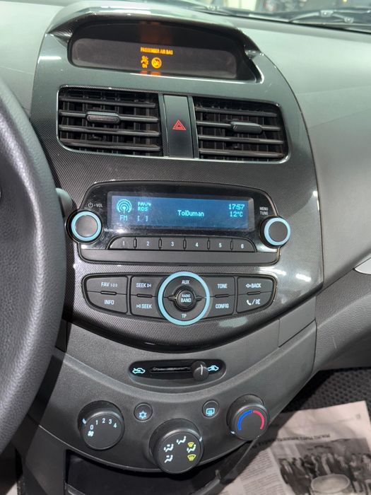 Шевролет Спарк почти новая