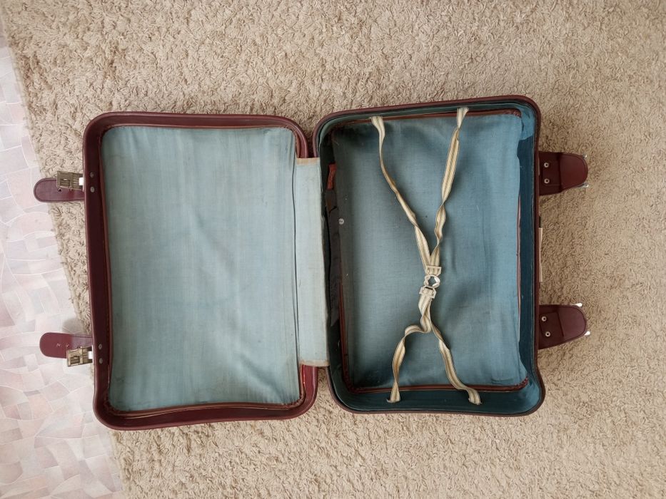 Чемоданы времен СССР