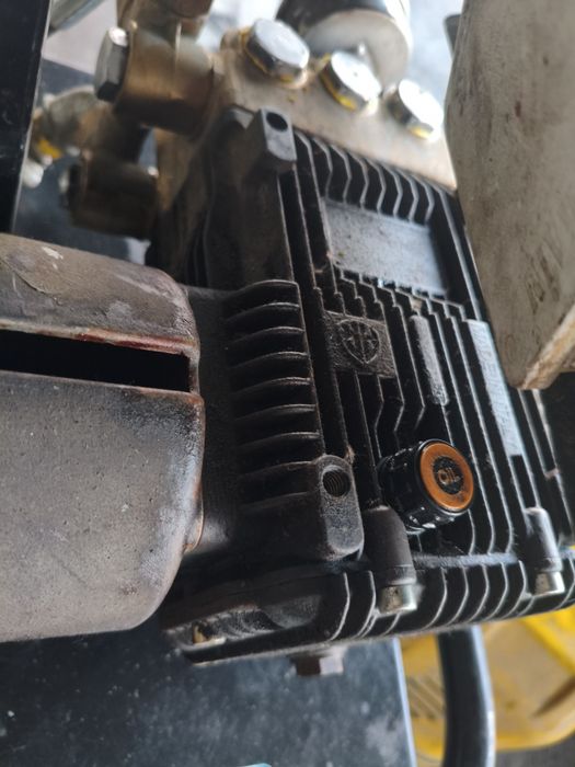 Б/у Omax 200 бар! Карчер! Автомойка! Карчер высокого давления!