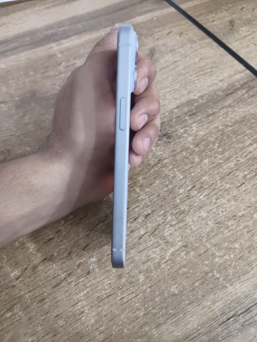 IPhone 15 blue 128gb