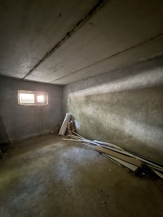 Arzon narxda polupodval! Zudlik bilan sotiladi!