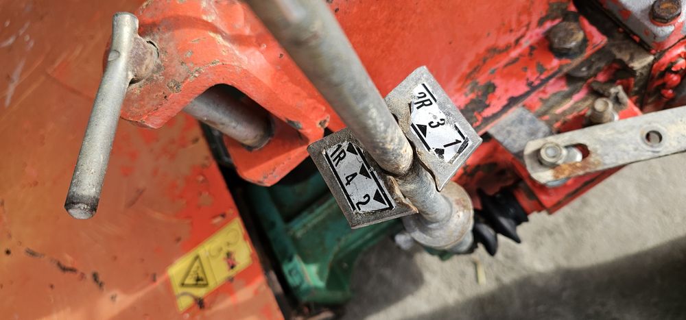 Motocultor Lombardini diesel cu Freza și cositoare rotativa 1 metru