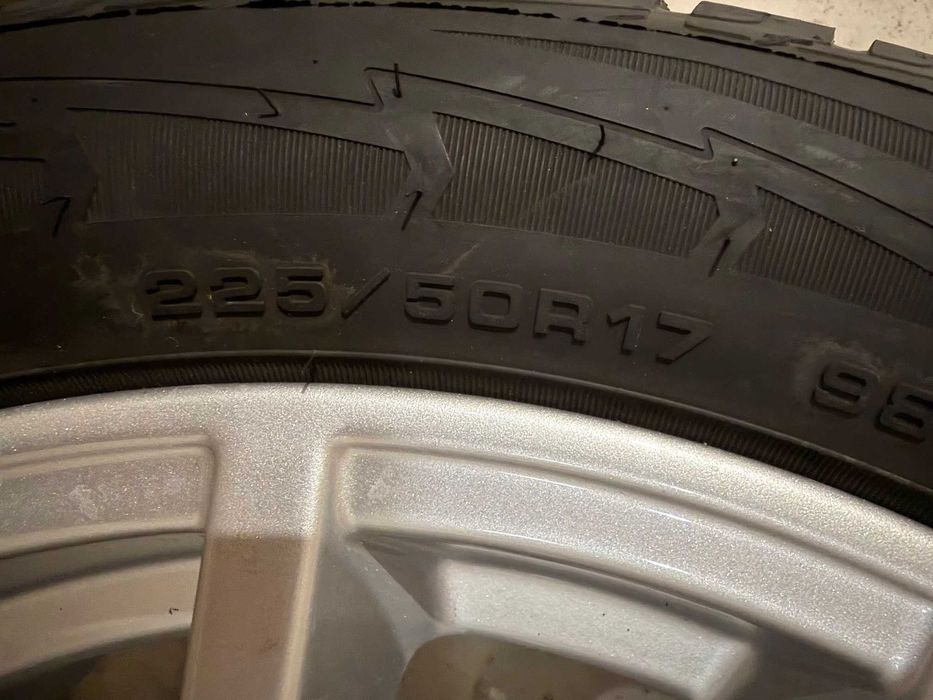 BMW оригинални гуми и джанти
