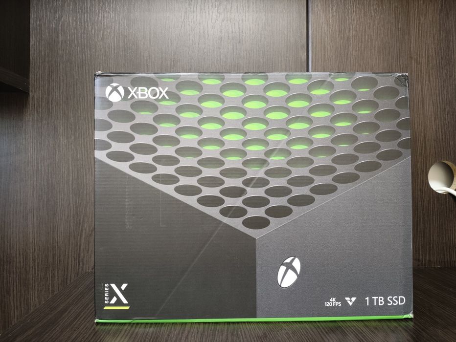 Xbox Series X + Custom Геймпад + 450 игр