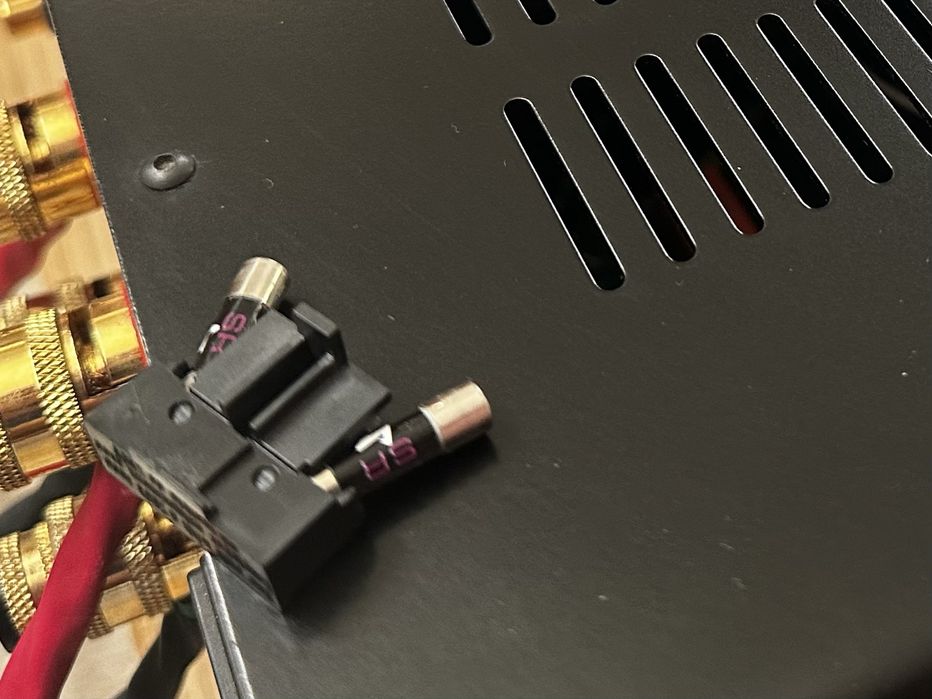 Sugden Masterclass ANV-50 Black – Class A – ca nou – cutie + telecomandă