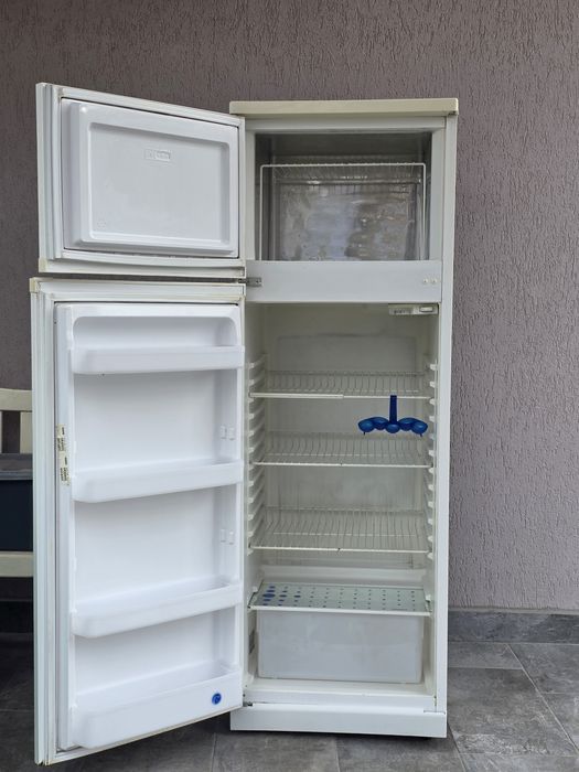 Combina frigorifica de vânzare