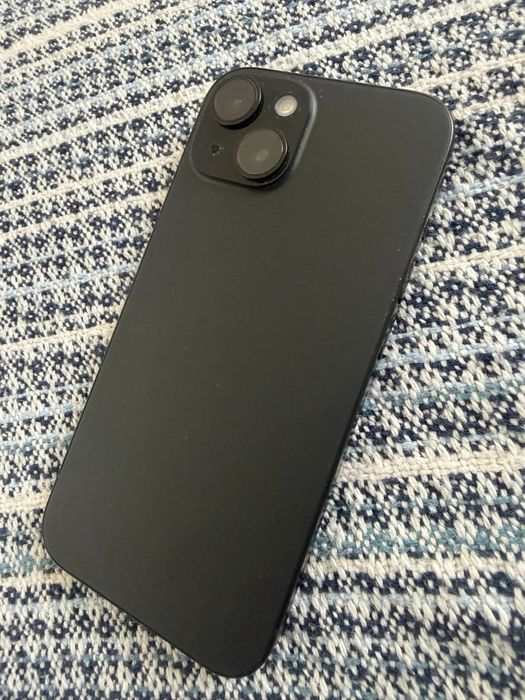 Vand iphone 15 in stare perfectă