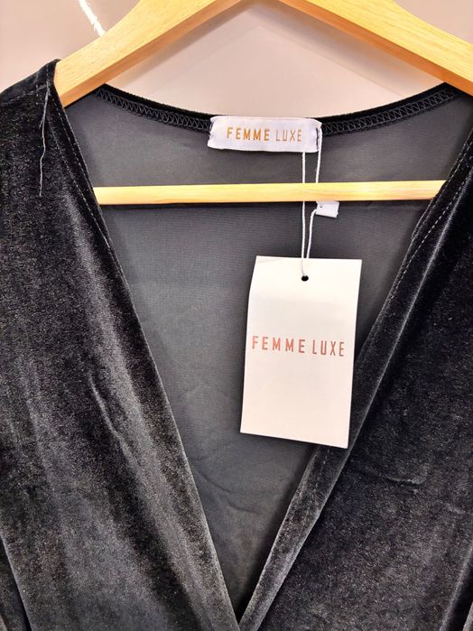 Официална черна рокля плюш С рр