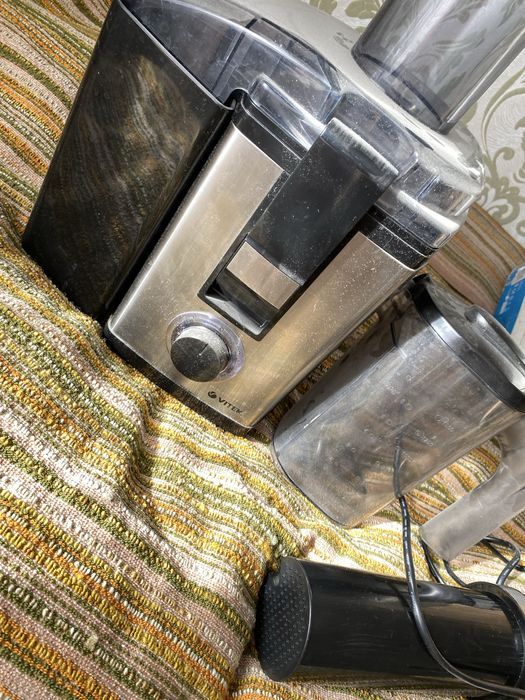 Продам соковыжималку