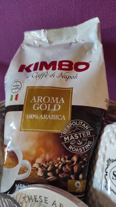 Подаръчна кошница
