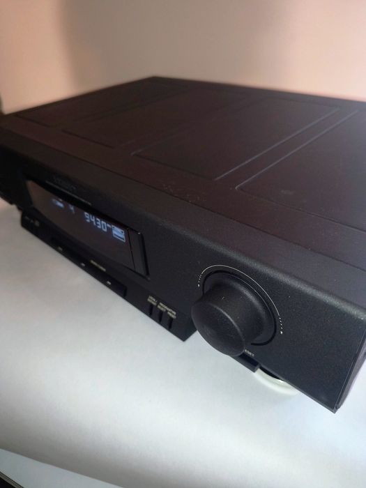 Tuner digital PHILIPS FM-AM-MW, din seria 900 model FT-920, Malaysia