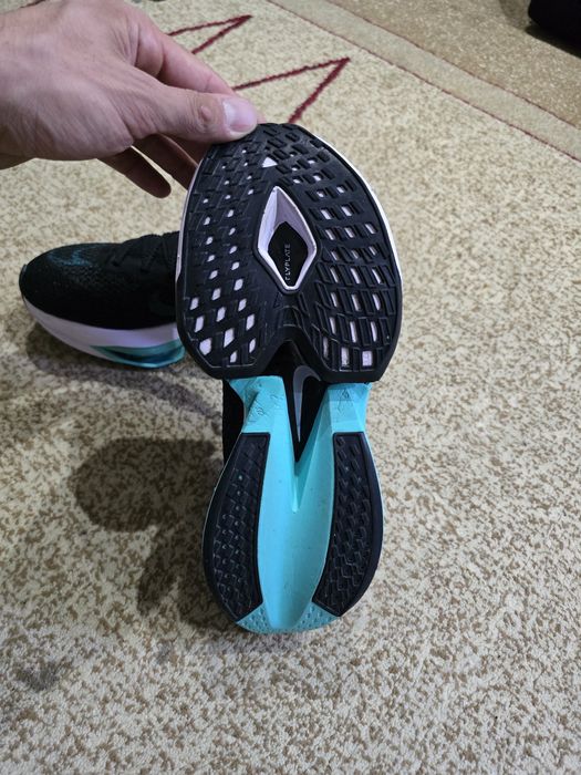Кроссовки Nike zoom