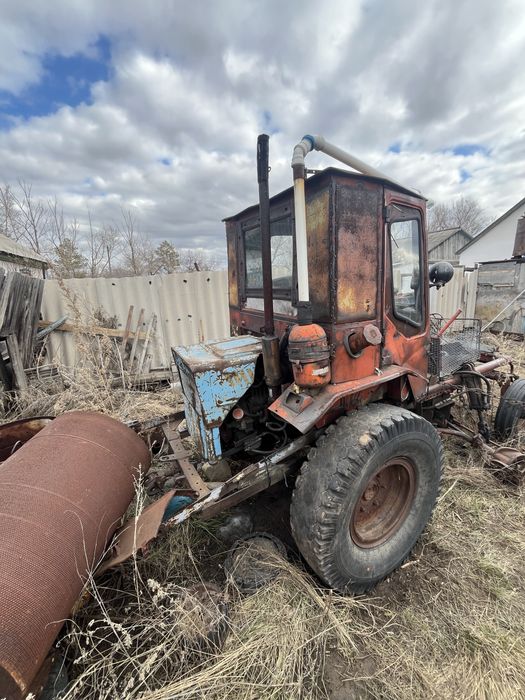 Продам трактор т16