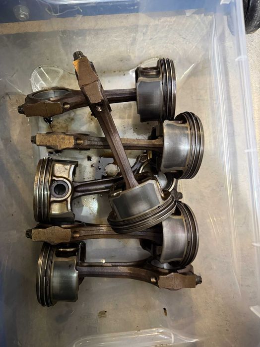 Биели и бутала от M54B30