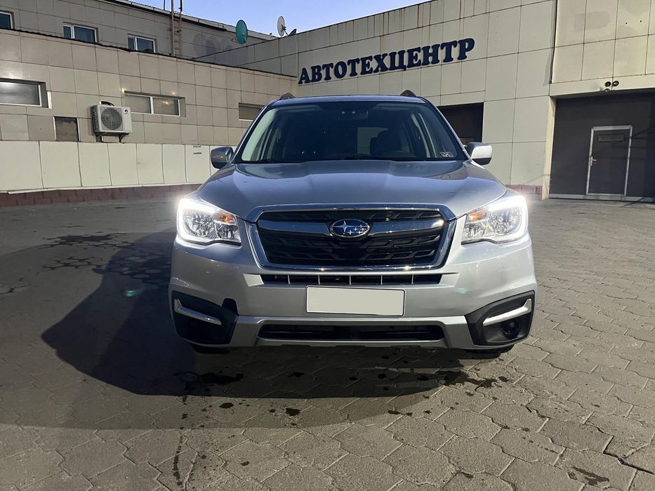 Subaru Forester SJ 2017 года