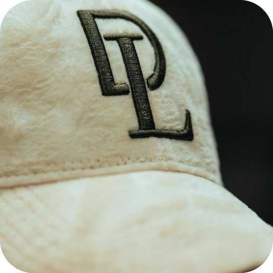 Sapca bumbac si catifea DERYAN, culoare Crem.