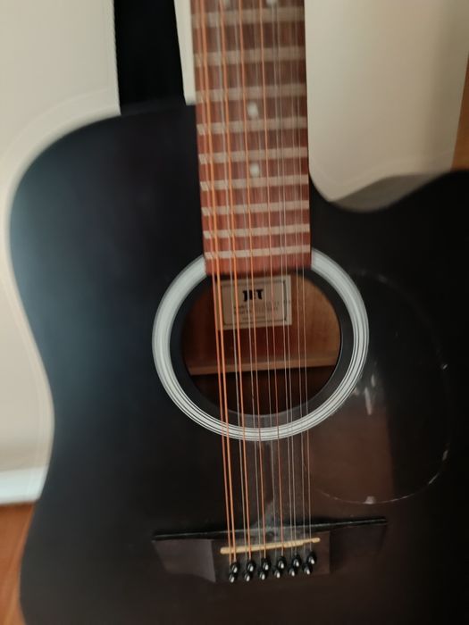 Гитара  электроакустическая