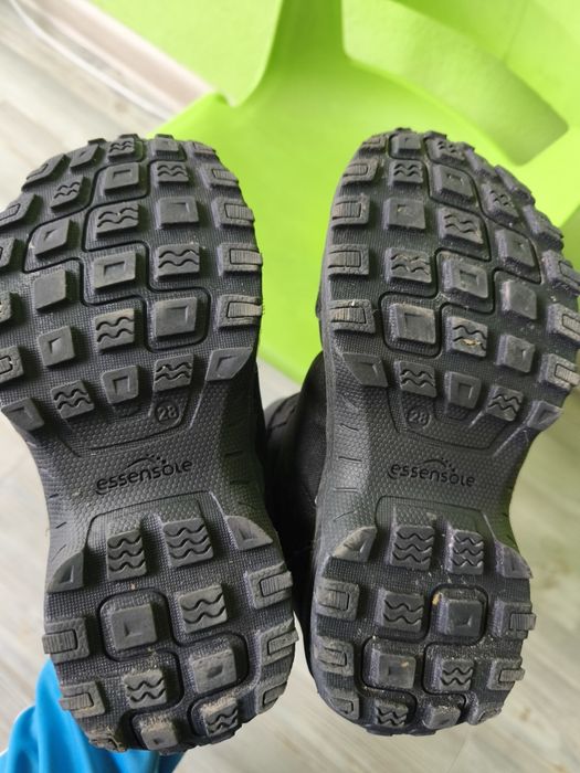 Водонепромокаеми ботички