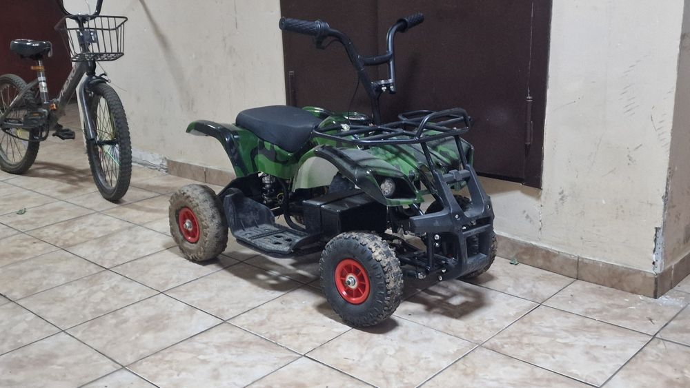 Квадроцикл электрический