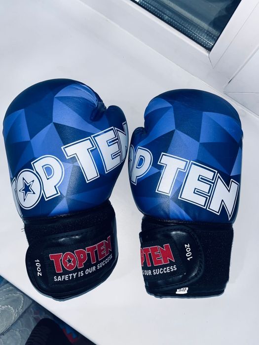 Перчатка для бокса