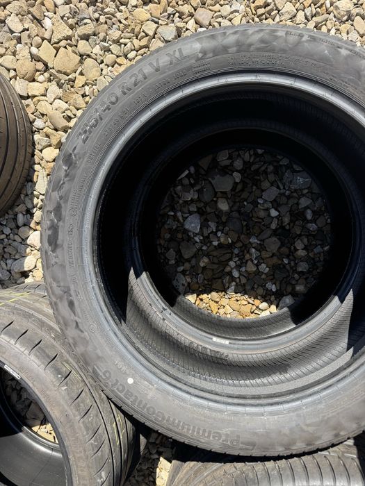 275/40/21 Continental Premium Contact 6