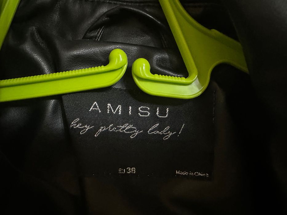 Нов трнеч Amisu ЕUR 38