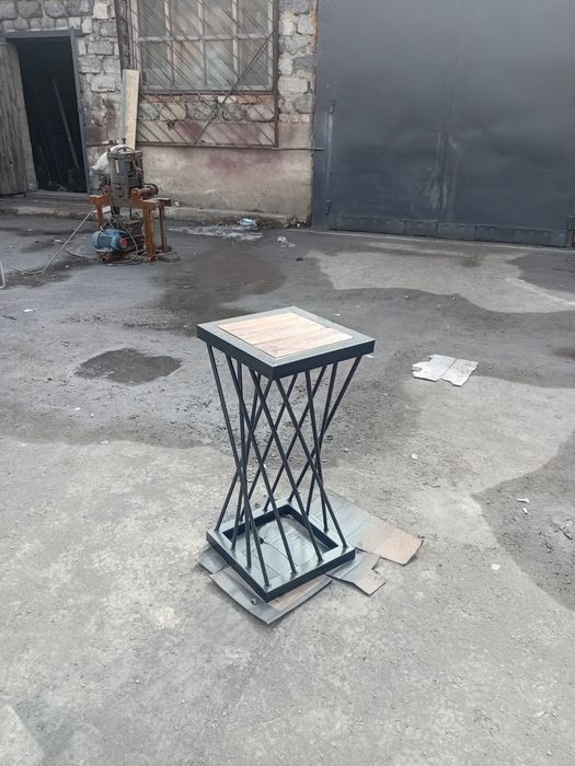 Стул металлический