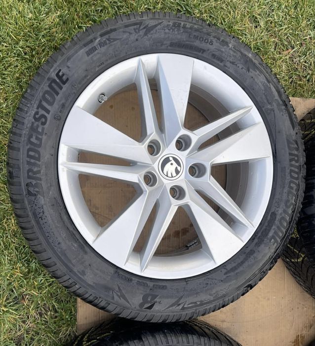 Jante Skoda 17 Superb 3 215/55R17 DOT2023 Karoq