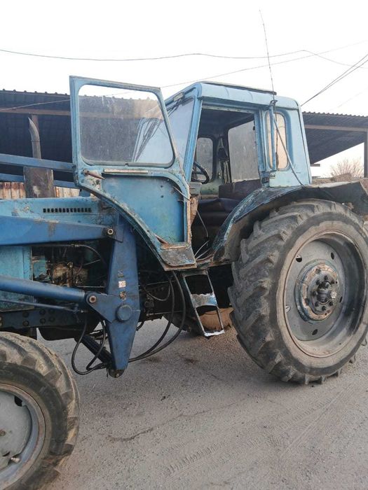 Трактор колесный МТЗ-80