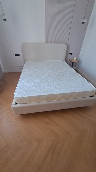 Матрас 160х200 продам как новый