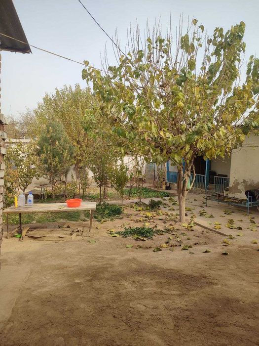 Уй сотилади 2 хона 2.40 соток