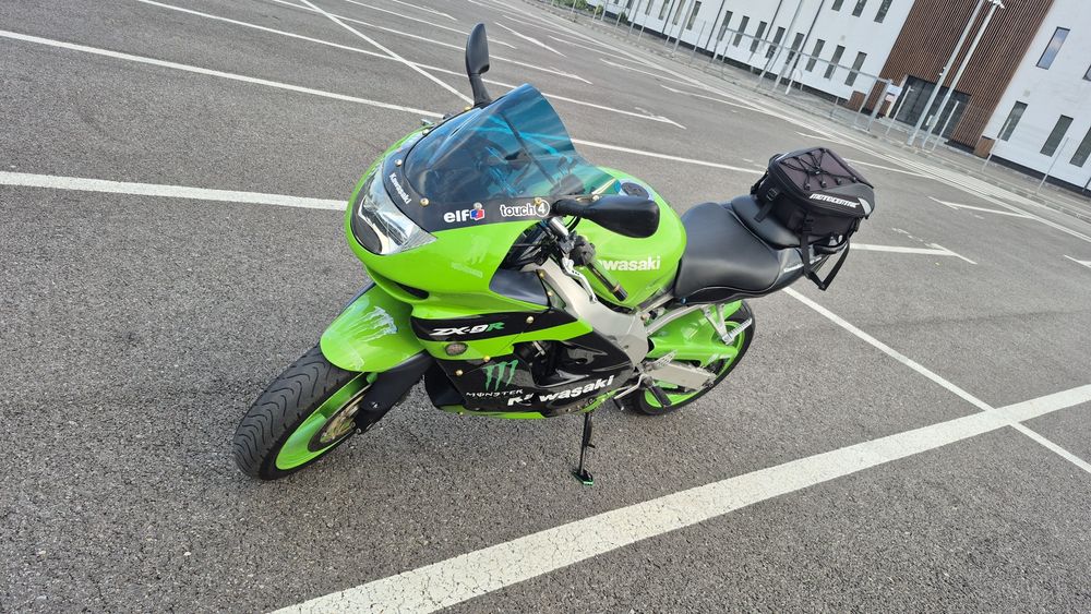Vând Kawasaki ZX-9R 1999