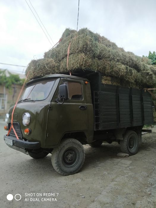 Arzon narxda uaz sotiladi