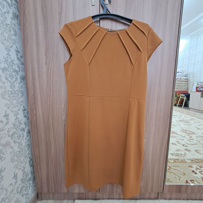 Платья по 2000 тенге