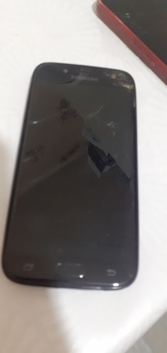 продам 2 телефона самсунг и хонор