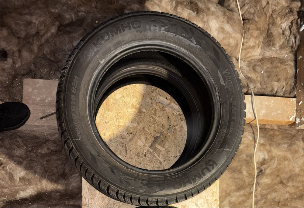 Anvelope iarna 2 buc. ! Kumho Wintercraft WP522 205/60 R16