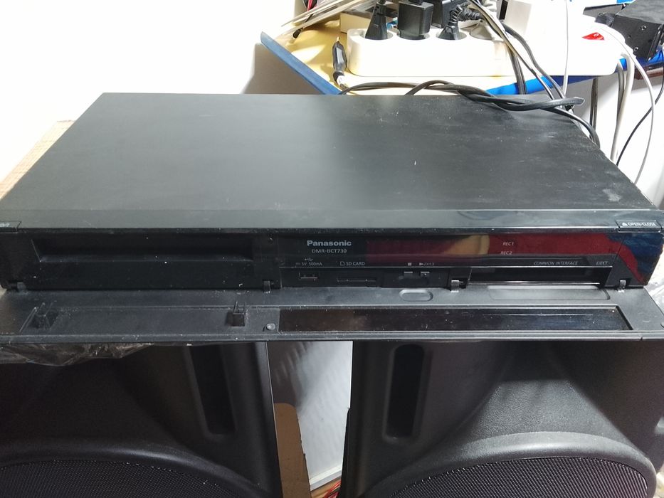 Dvd Blue Ray  Panasonic cu HDD și recepție TV