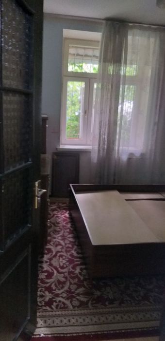 Срочно продаётся 4-х комнатная кв, чиланзар 26-квартал, в 1 этаже!