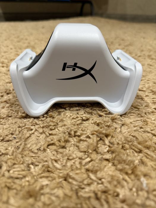 Докстанция для джостиков от hyper.x