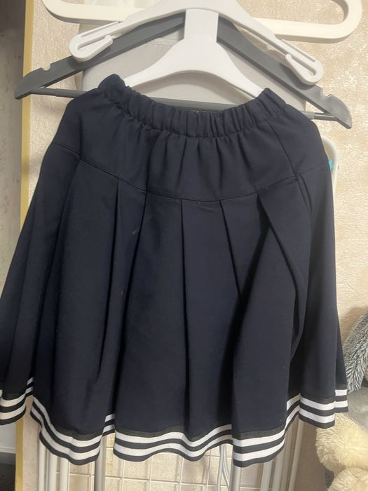 Продам школьный костюм для девочки