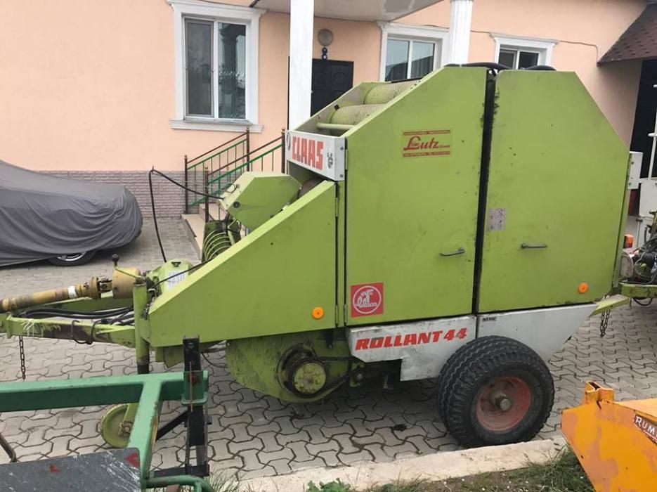 Рулонный пресс подборщик