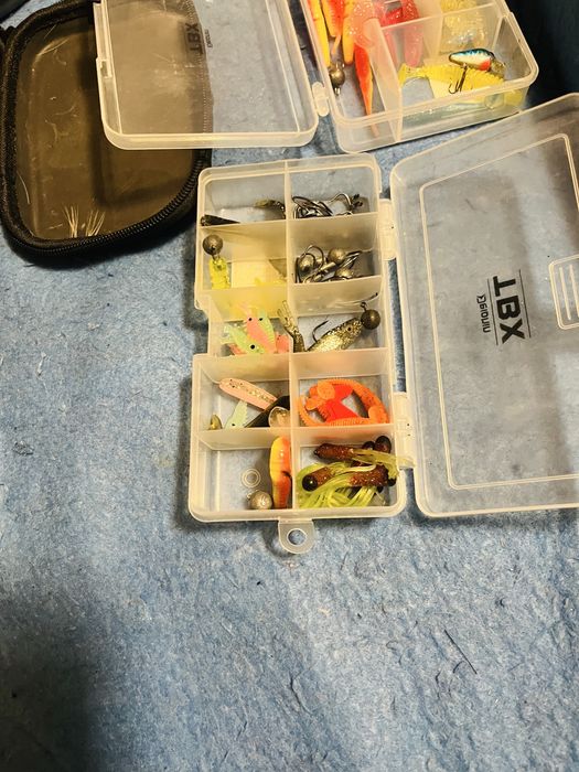 Продавач риболовни принадлежности